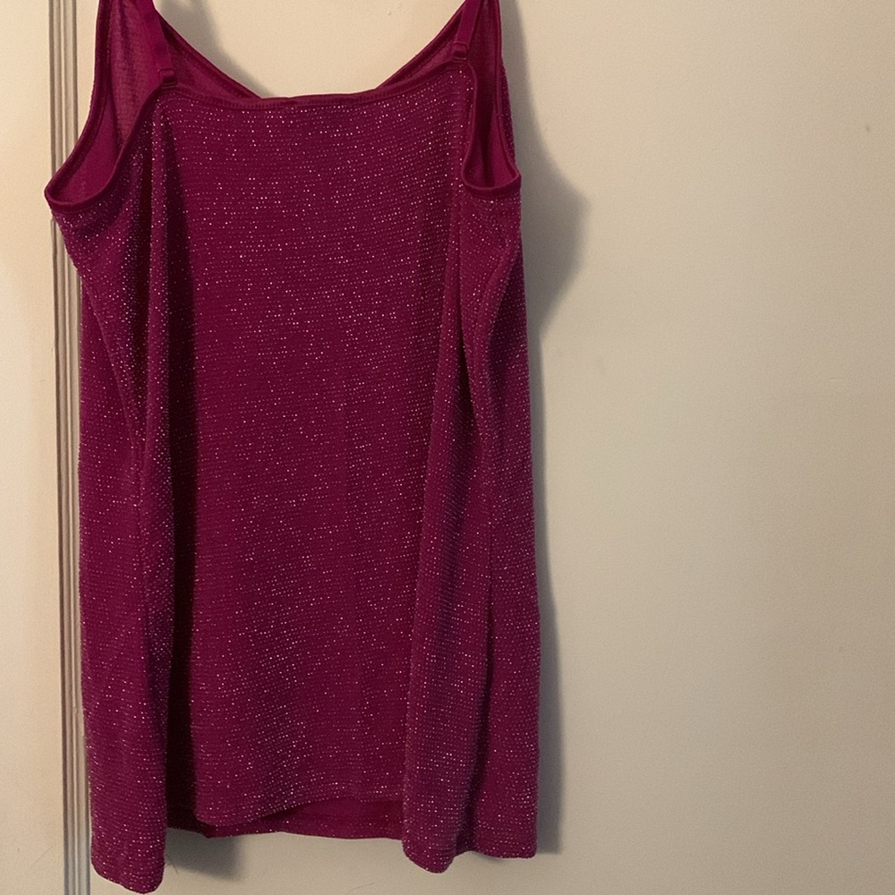 Express Tank Top - Picture 2 of 3